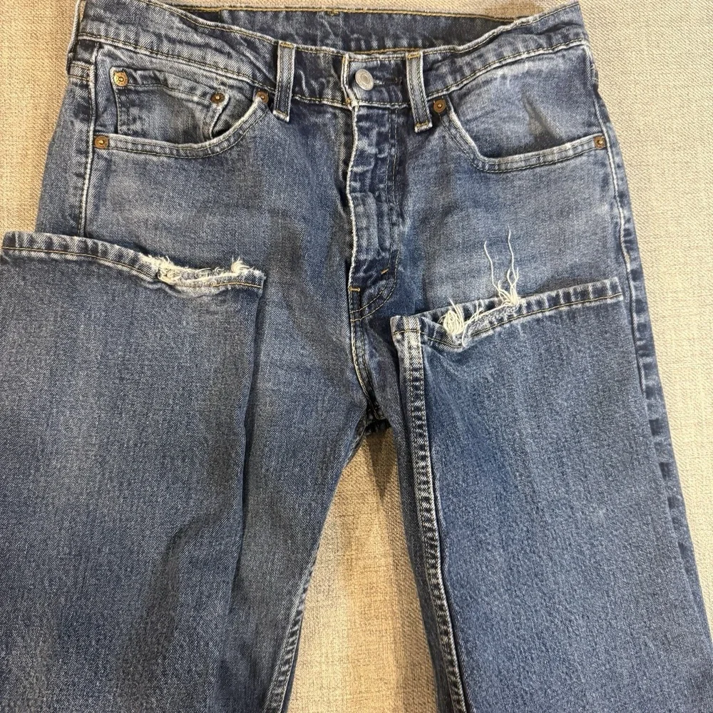 Levi's 505 Men's 32x32 Straight Leg Jeans Medium Wash Classic‎ Fit